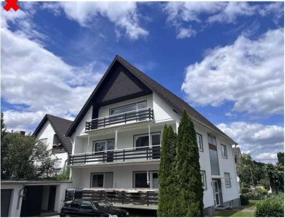 Helles Dachgeschoss-Appartement mit sonnigem Balkon in Ortsrandlage von Heimersheim
