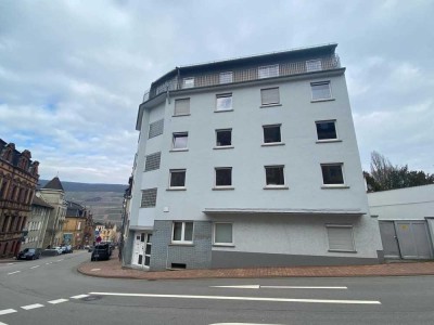 Erstbezug nach Sanierung – charmante 2-Zimmer-Wohnung mit EBK