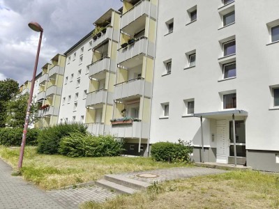 Schöne, helle 2 Zimmer-Wohnung mit Balkon!Bitte vorab Fragebogen ausfüllen!