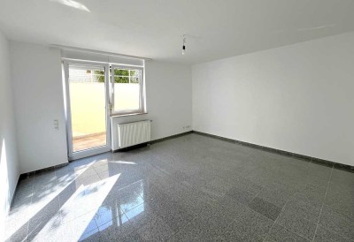 ***Speyer: 2-Zimmer-Einliegerwohnung in sehr schöner und zentraler Lage***