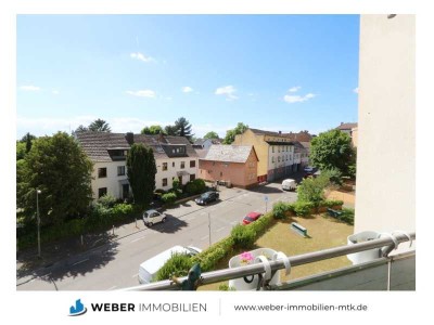 ATTRAKTIVE, vollmöblierte Familien-Wohnung mit SONNEN-Balkon