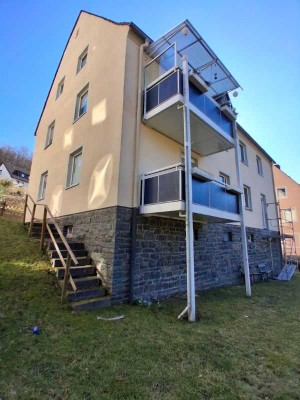 Sonnengeflutete 2-Zimmerwohnung mit schöner Aussicht