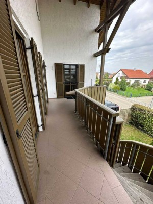 Renovierte, helle 2-Zimmer Wohnung mit Terrasse in Gundelfingen an der Donau