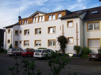 4 Zi Whg+ Dachterasse, in 6-Fam-Energiespar-Haus, zentral und ruhig in Alt-Meckenheim