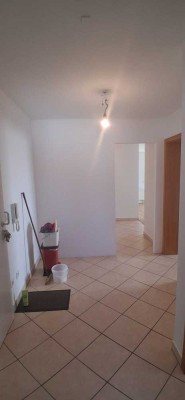 Charmante 3-Zimmer-Wohnung mit Terrasse und kleinem Rasenstück in ruhiger Lage