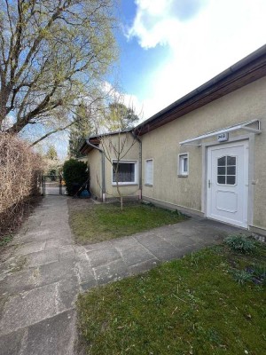 Paketverkauf in Falkensee: Zwei Reihenhäuser in ruhiger u. grüner Siedlungslage nahe Potsdam +Berlin
