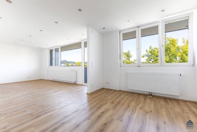 Nähe Messezentrum: TOP-Renovierte 3-Zimmer-Wohnung mit Balkon und Garage