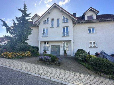 Gepflegte Dachgeschoss 3ZKB in sonniger Lage von Marburg-Cappel