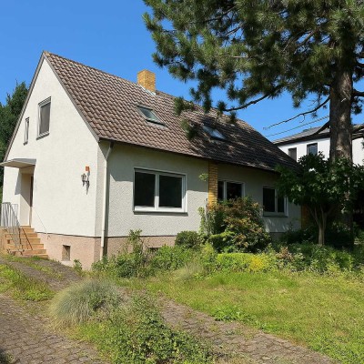 Grundstück mit Altbestand provisionsfrei– jetzt aktualisiert (10/2025) – neue Details im Exposé