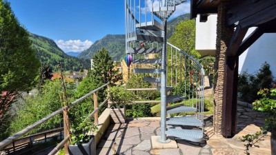 Wohnen mit gewissen Vorzügen - überdachte Terrasse und eigene Sauna inklusive