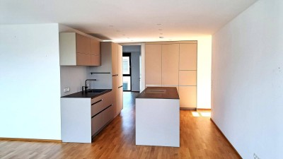 Panorama Dachgeschosswohnung mit Penthouse Charakter in Neubau mit Terrasse 90 m² &amp; Garage - Top Lage! Neuer Preis !!