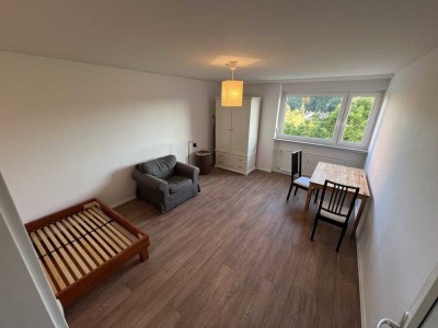 Attraktive 1-Zimmer Wohnung im 5. OG Stadtgrenze Nürnberg/Stein