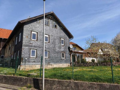 GRÜNES GLÜCK MIT GARTEN UND TERRASSE