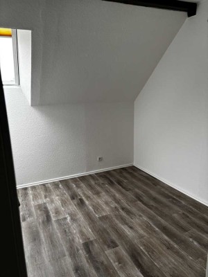 Ansprechende und vollständig renovierte 5-Zimmer-Wohnung in Delmenhorst