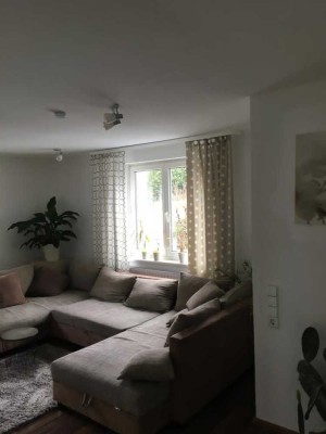 Ansprechende und gepflegte 4-Raum-Maisonette-Wohnung in Singen (Hohentwiel)