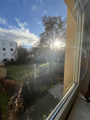 Sanierte Wohnung mit drei Zimmern und Balkon in Mannheim