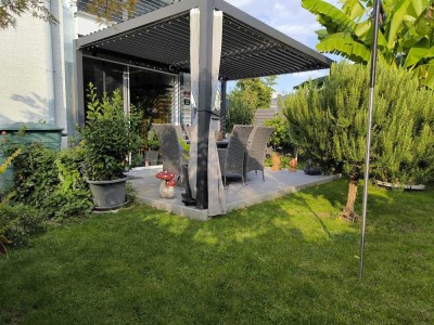 Großzügiges sonniges Reiheneckhaus in ruhiger  schöner Wohnlage