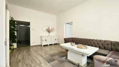 Charmante 4-Zimmer-Altbauwohnung mit modernem Flair in der Karmarschgasse – 83 m²