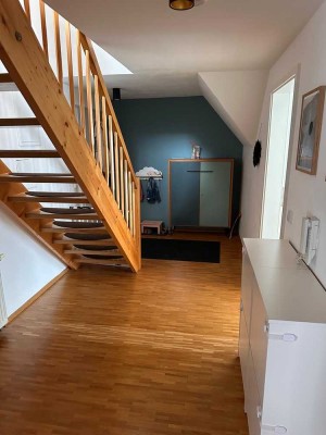 Neuwertige 3-Zimmer-Maisonette-Wohnung mit Dachterrasse  und EBK in Freudenstadt