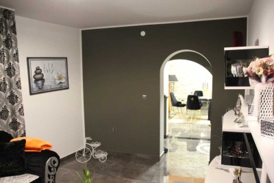 Ihr neues Zuhause im Grünen – Großzügiges Haus mit herrlichem Garten