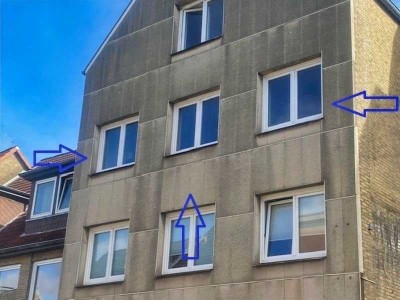 Gemütliche, solide und zentralgelegene 1,5 Zimmer Eigentumswohnung mit eigener Garage