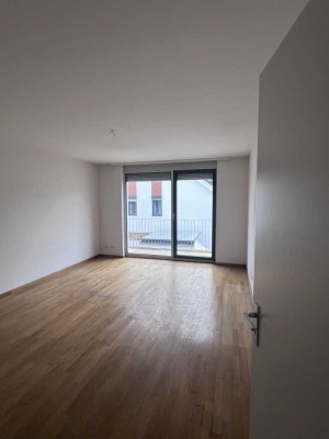 Sonnige 2-Zimmer Wohnung mit Balkon im Münchner Norden