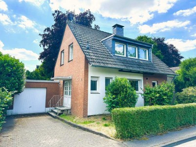 Gepflegtes Einfamilienhaus mit großzügigem Anbau in idealer Lage von Schiefbahn!