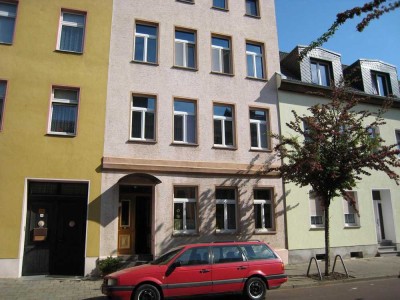 Schön sanierte Altbauwohnung in ruhiger und zentraler  Lage