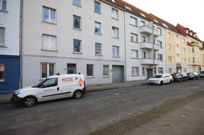 Schöne 3-Zimmer-Wohnung im beliebten Jahnschulviertel in ruhiger Wohnlage (drittes OG)