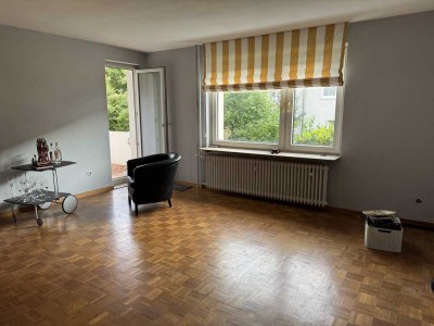 Ruhige 3-Zimmer-Wohnung mit Einbauküche und Balkon