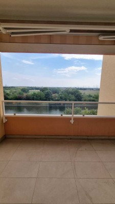 Helle 3-Zimmer Wohnung mit Balkon im 5. OG in Ilvesheim
