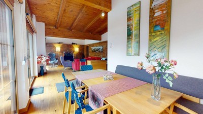 Dachgeschoßwohnung mit großer Terrasse