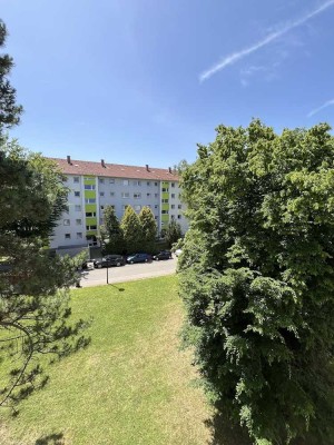 *1 Monat mietfrei* - ab 16.09. - Gemütliche Dreizimmerwohnung am Zanger Berg