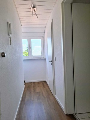 Helle 3-Zimmer-Dachgeschosswohnung in Stuttgart-Zuffenhausen