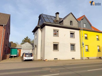 Großes Ein-/Zweifamilienhaus in Oberbruch!