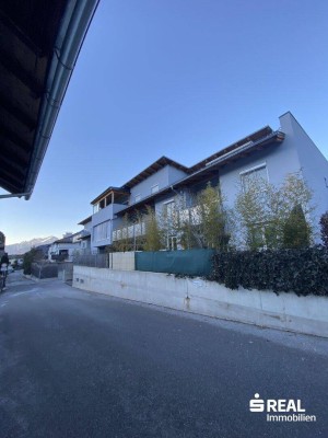 Traumhaftes Wohnen in Toplage: Moderne 2-Zimmer-Wohnung mit Loggia und Garage in Zirl, Tirol