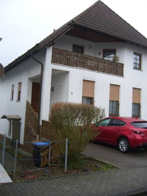 Gepflegte 2-Zimmer-Wohnung mit Einbauküche in Asslar-Berghausen