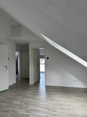 Erstbezug nach Sanierung mit EBK: schöne 2-Zimmer-Wohnung in Sindelfingen