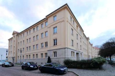 2-Raum -Wohnung mit Balkon