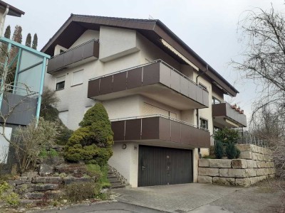 Schöne 2-Zimmer-Wohnung mit Balkon und EBK in Beilstein