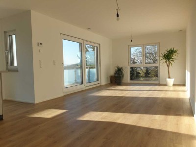 4,5-Zimmer Neubau-Wohnung mit Fernblick und EBK