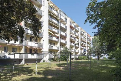 Schöne 3-Zimmerwohnung mit Balkon, Bad mit Dusche, Hochparterre!