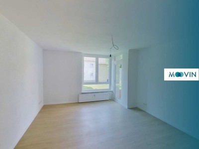 ** Helle und geräumige VOLLRENOVIERTE 4-Zimmer-Wohnung mit BALKON in Roding! **