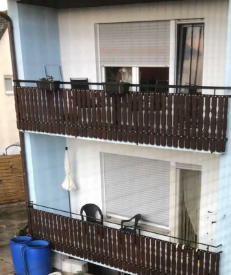 Helle 4-Zimmer Wohnung mit Balkon in Illesheim