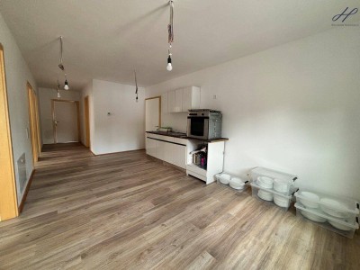 Erstbezug! - 4 Zimmer Erdgeschosswohnung mit Parkplatz
