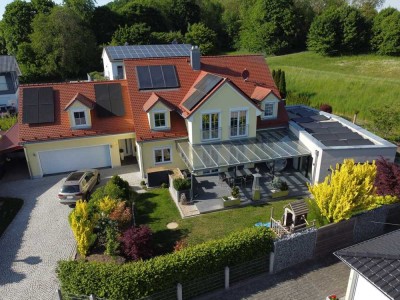 Traumhaftes Architektenhaus - Licht, Luxus & Lifestyle mit Innenpool