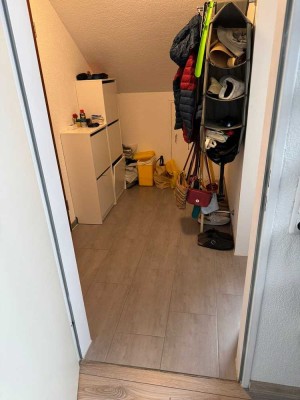 Helle DG-Wohnung in Warmbronn