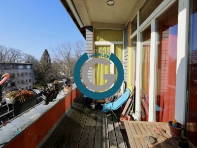 SONNIGE WEST-TERRASSE & PKW-STELLPLATZ - GROSSES WOHN-/ESSZIMMER - RUHIGE & GRÜNE LAGE