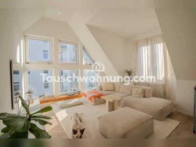 Tauschwohnung: Großzügige und helle Dachgeschosswohnung in Bestlage Winterhud