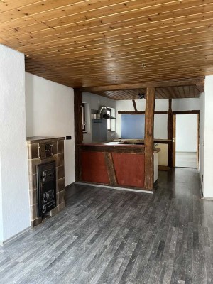 Helle 3-Zimmer-Wohnung im 2. OG in Annweiler am Trifels